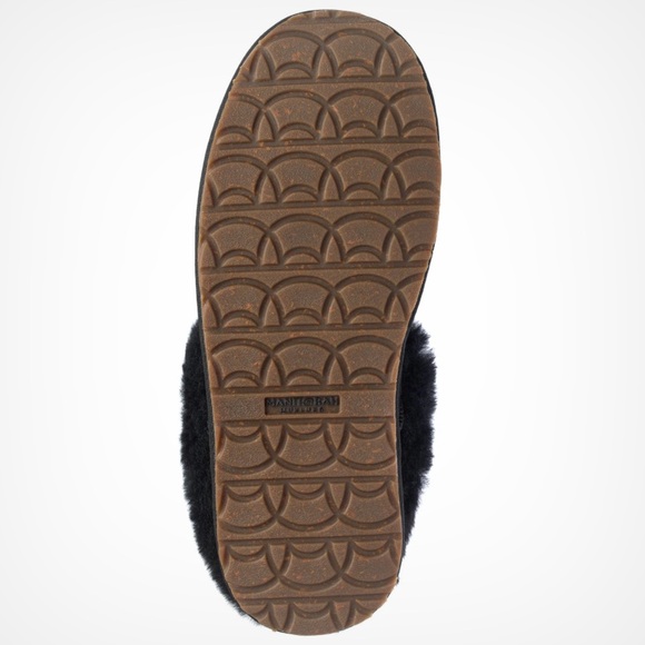 NEW Manitobah Mukluks Cabin Clogs size 6, Black. - Picture 5 of 5